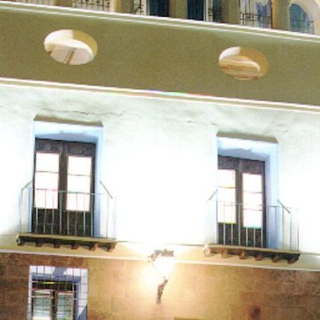 Hospederia Meson De La Dolores Calatayud Eksteriør bilde